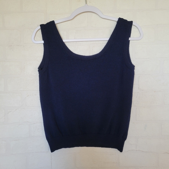 St John Navy Knit Sleeveless Top - Picture 1 of 8